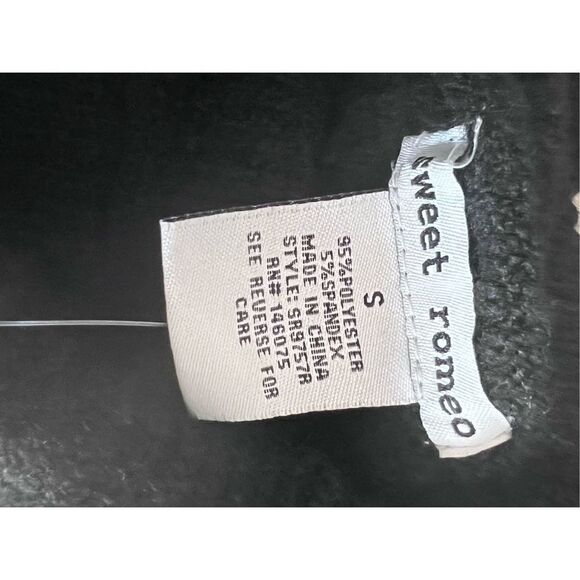 Nwt SWEET ROMEO/NORDSTROM black sweater size Small - Picture 5 of 5